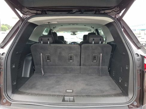 Used 2021 Chevrolet Traverse LT AWD/4WD image 28