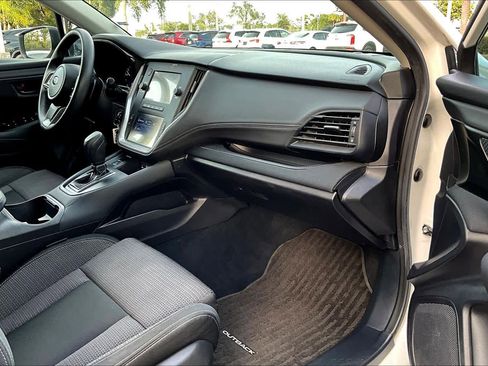 Used 2020 Subaru Outback image 17