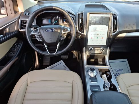 Certified 2023 Ford Edge SEL w/ Convenience Package AWD/4WD image 12