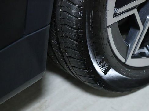 Used 2026 BMW X1 xDrive28i w/ Convenience Package image 40