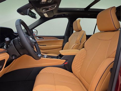 New 2026 Jeep Grand Cherokee Summit AWD/4WD image 14