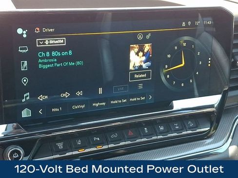 Used 2025 Chevrolet Silverado 2500 ZR2 w/ Technology Package AWD/4WD image 12