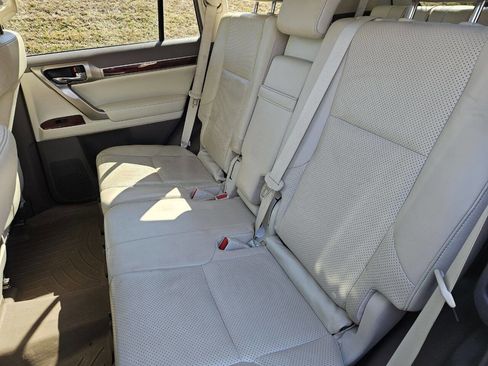 Used 2013 Lexus GX 460 w/ Comfort Plus Pkg image 13