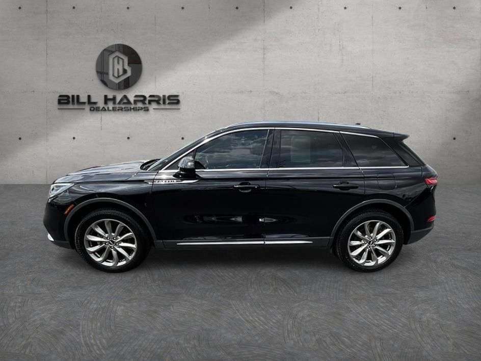 Used 2020 Lincoln Corsair AWD w/ Premium Package image 9