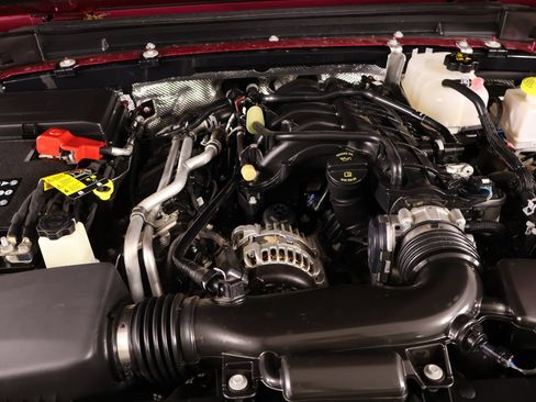 Used 2024 Jeep Gladiator Rubicon AWD/4WD image 20