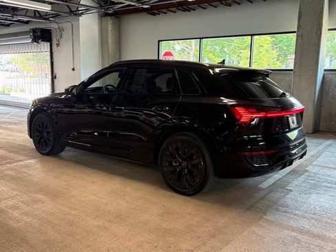 Used 2024 Audi Q8 e-tron Prestige w/ Prestige Package AWD/4WD image 2
