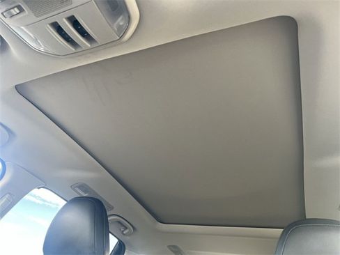 Used 2023 Subaru Ascent Limited w/ Technology Package image 11