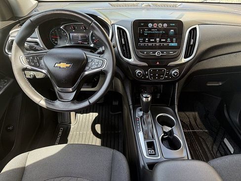 Used 2018 Chevrolet Equinox LT w/ Sun & Infotainment Package AWD/4WD image 14