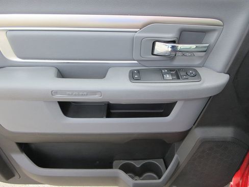 Used 2019 RAM 1500 Tradesman w/ Chrome Plus Package image 17