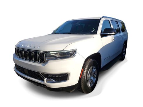 Used 2024 Jeep Wagoneer L 4WD image 2