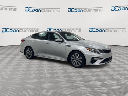 Used 2020 Kia Optima Premium FWD image 2