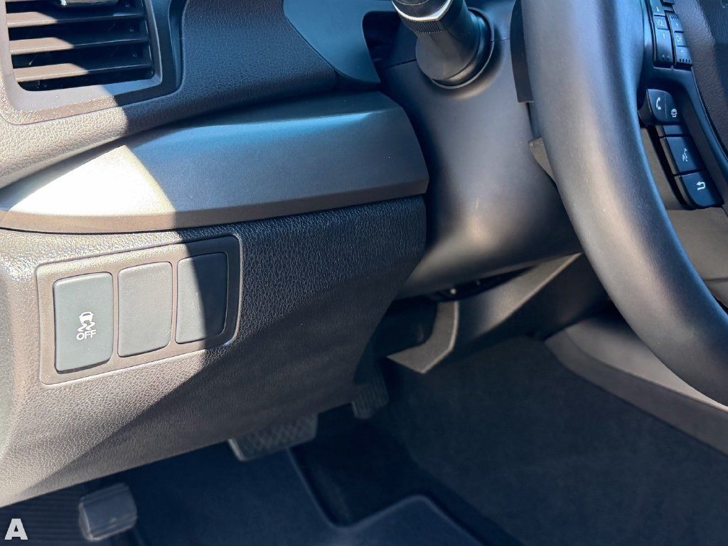 Used 2015 Acura RDX FWD image 26