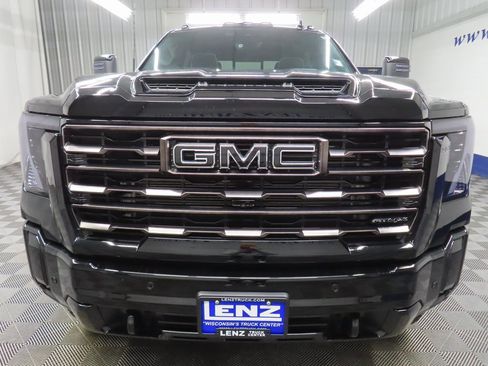 Used 2025 GMC Sierra 2500 AT4X image 54