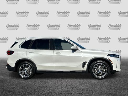 New 2026 BMW X5 xDrive40i AWD/4WD image 5