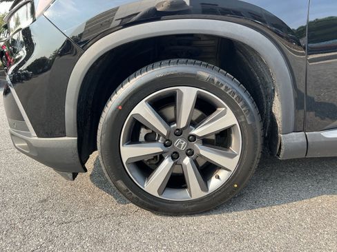 Used 2023 Honda Pilot Elite image 12
