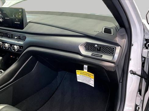 Used 2026 Acura Integra A-Spec FWD image 18