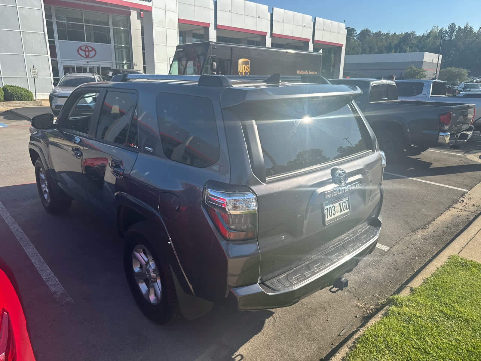 Used 2019 Toyota 4Runner SR5 Premium AWD/4WD image 3