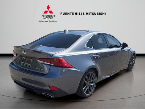 Used 2019 Lexus IS 300 F Sport w/ F Sport Package RWD image 5