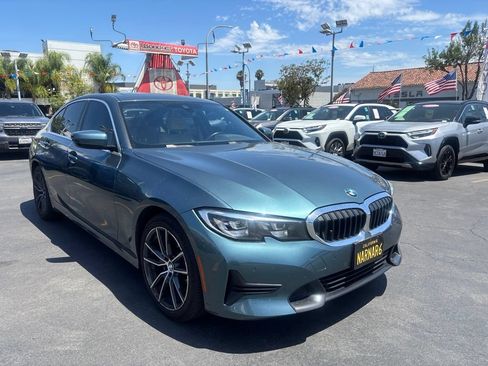 Used 2020 BMW 330i Sedan w/ Driving Assistance Package RWD image 2