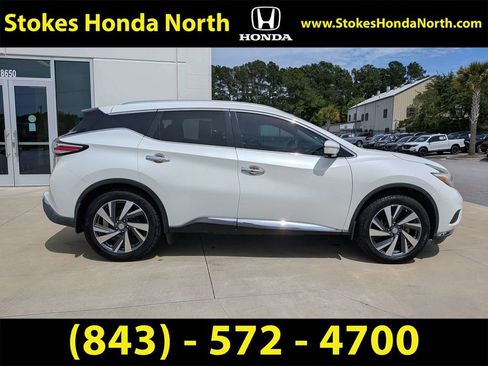 Used 2015 Nissan Murano Platinum w/ Cargo Package FWD image 12