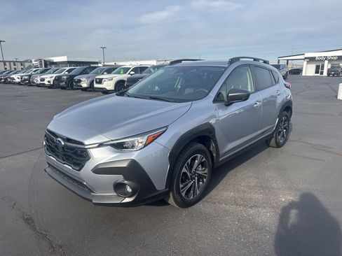 Used 2024 Subaru Crosstrek 2.0i Premium w/ Popular Package #3 image 8