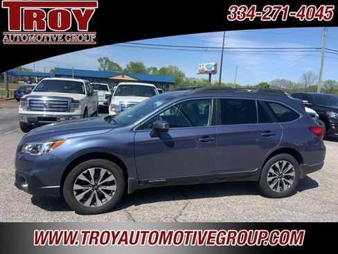 Used 2017 Subaru Outback 2.5i Limited image 2