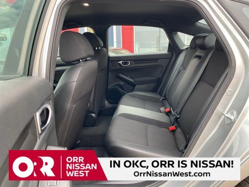 Used 2025 Honda Civic Sport image 16