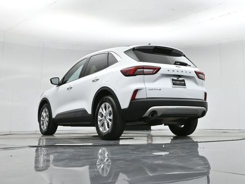 Used 2024 Ford Escape Active image 52