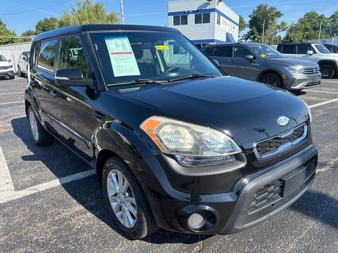 Used 2012 Kia Soul + FWD image 1