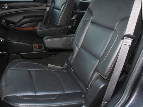 Used 2018 Chevrolet Tahoe Premier image 13