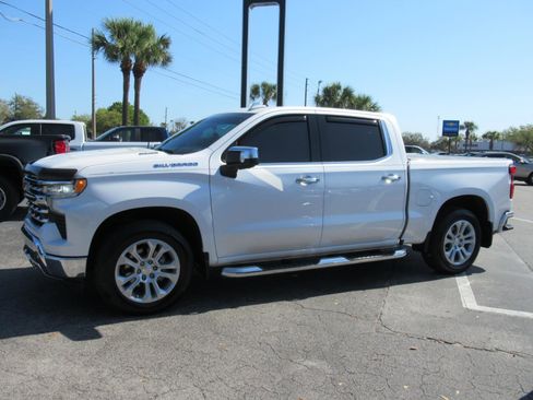 Used 2023 Chevrolet Silverado 1500 LTZ image 2