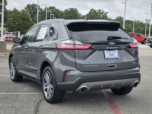 Used 2022 Ford Edge Titanium AWD/4WD image 5