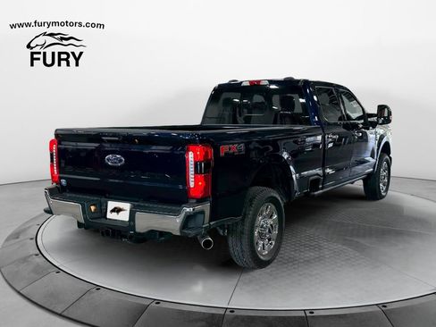 Used 2024 Ford F250 Lariat w/ Lariat Ultimate Package AWD/4WD image 3