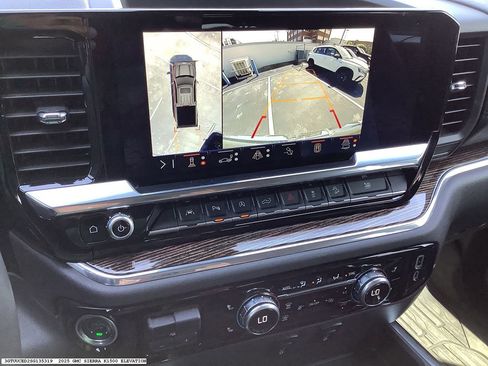 Used 2025 GMC Sierra 1500 Elevation w/ Elevation Premium Package image 9