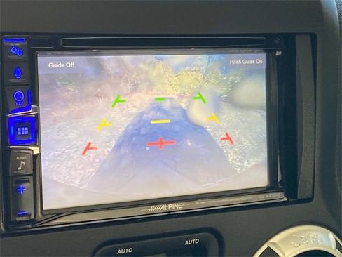 Used 2017 Jeep Wrangler Unlimited Sahara image 24