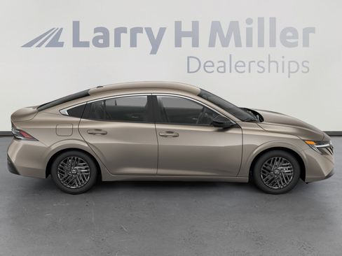 New 2026 Nissan Sentra SV w/ Floor Mat Package FWD image 4