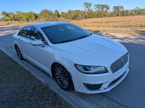 Used 2018 Lincoln MKZ Premiere image 4