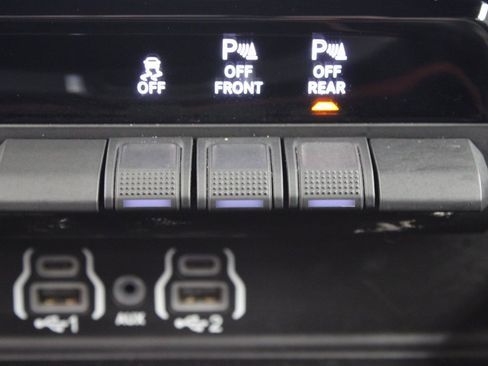 Used 2025 RAM 1500 Rebel image 58