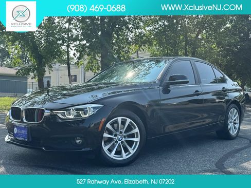 Used 2018 BMW 320i xDrive Sedan AWD/4WD image 1