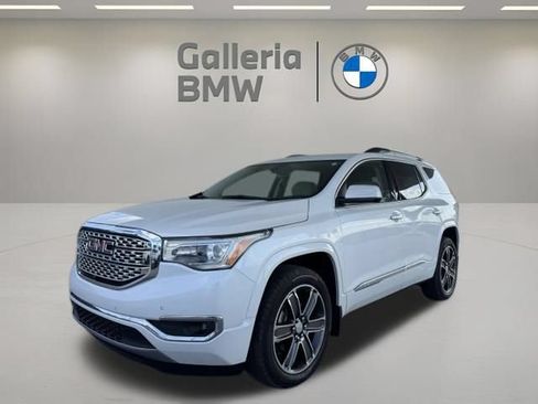 Used 2019 GMC Acadia Denali w/ Technology Package FWD image 1
