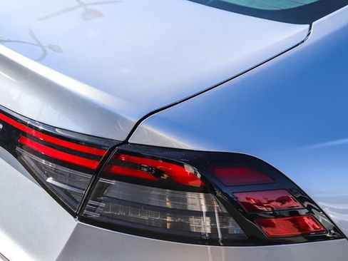 Used 2025 Honda Accord SE image 9