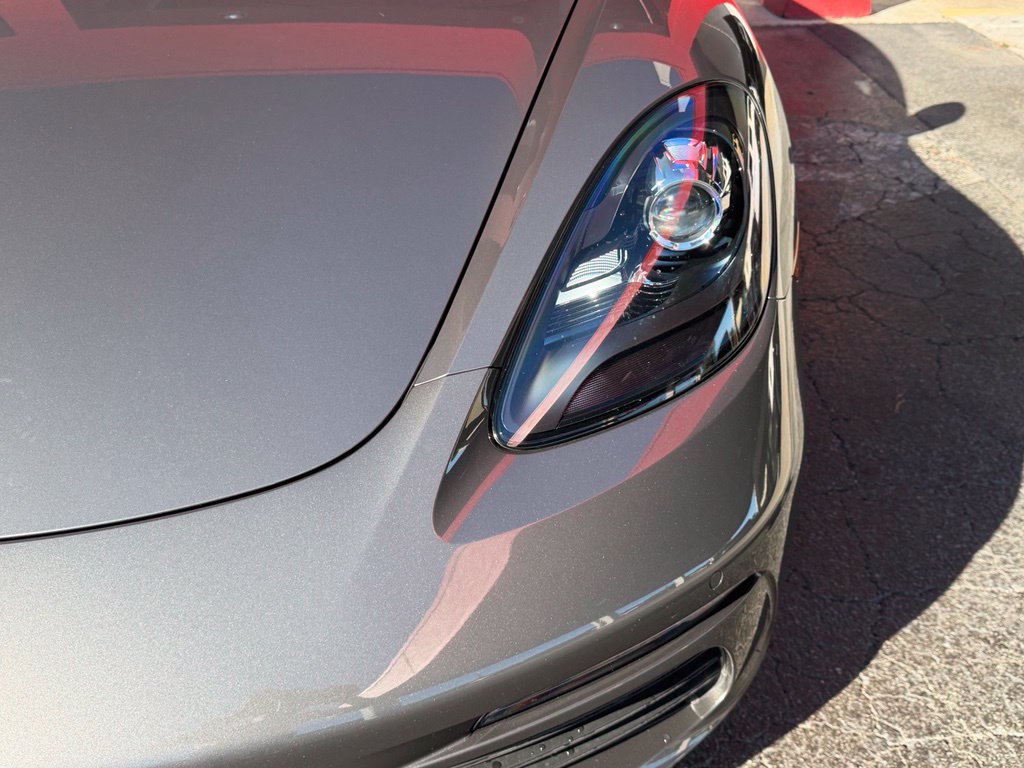 Used 2019 Porsche 718 Cayman RWD image 8