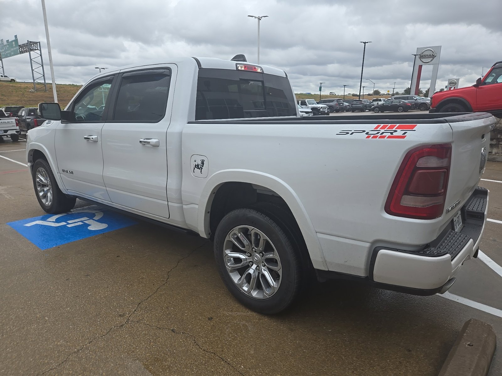 Used 2022 RAM 1500 Laramie w/ Laramie Southwest Edition AWD/4WD image 10