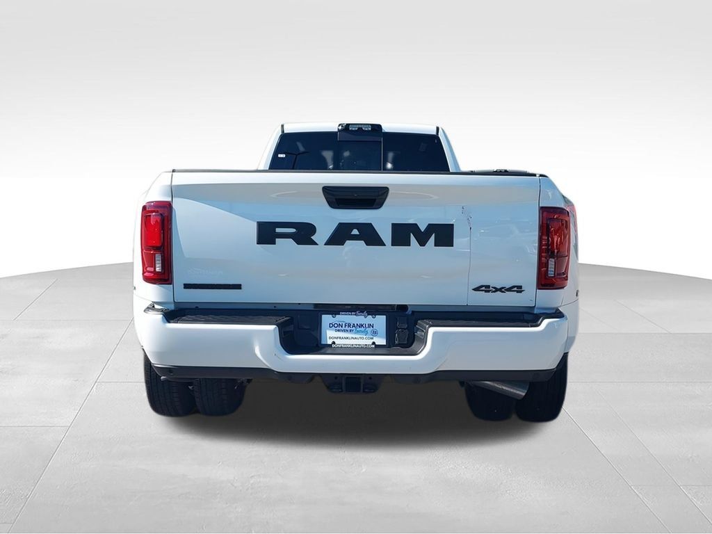 New 2026 RAM 3500 Big Horn AWD/4WD image 7