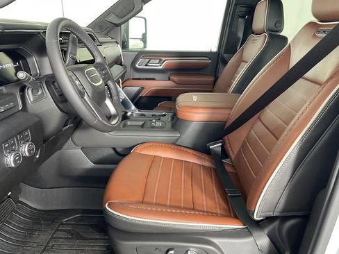 New 2026 GMC Sierra 2500 Denali Ultimate AWD/4WD image 2