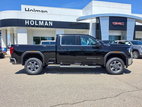 New 2026 GMC Sierra 3500 SLE w/ SLE Value Package AWD/4WD image 2