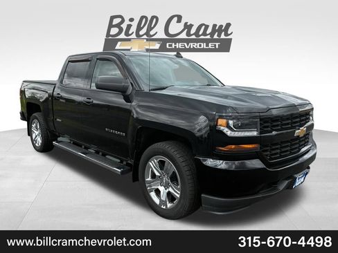 Used 2018 Chevrolet Silverado 1500 Custom w/ Custom Value Package AWD/4WD image 1