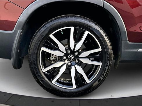 Used 2019 Honda Pilot Touring image 38