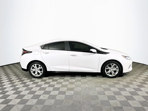 Used 2017 Chevrolet Volt Premier w/ Driver Confidence II Package image 8