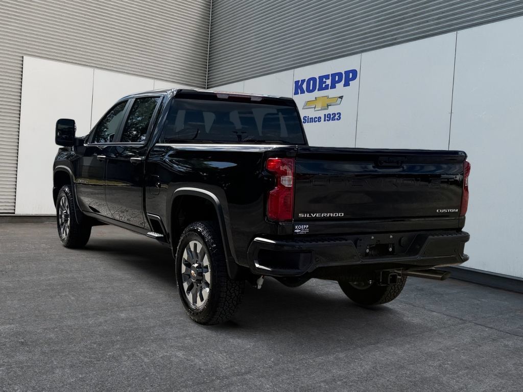 New 2026 Chevrolet Silverado 2500 Custom w/ Custom Value Package AWD/4WD image 3